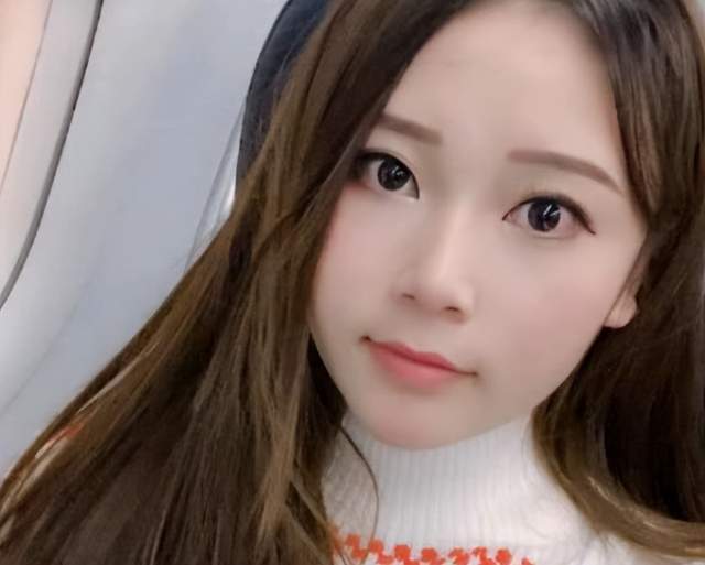 前LOL一姐复出在(zài)即，停播三年強(qiáng)势回歸(guī)，圈內(nèi)好友却并不看好！