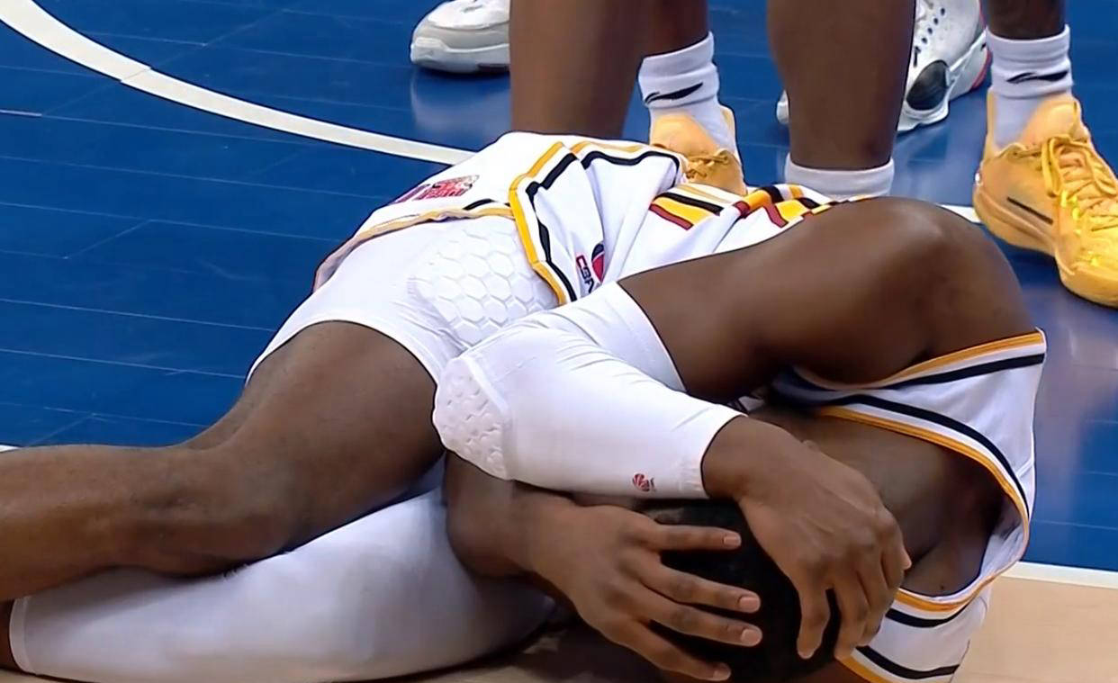 CBA新赛季大黑马签约巨星,引发总决赛争议!