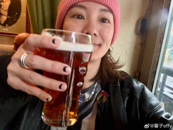 她摆烂的真够彻底啊...