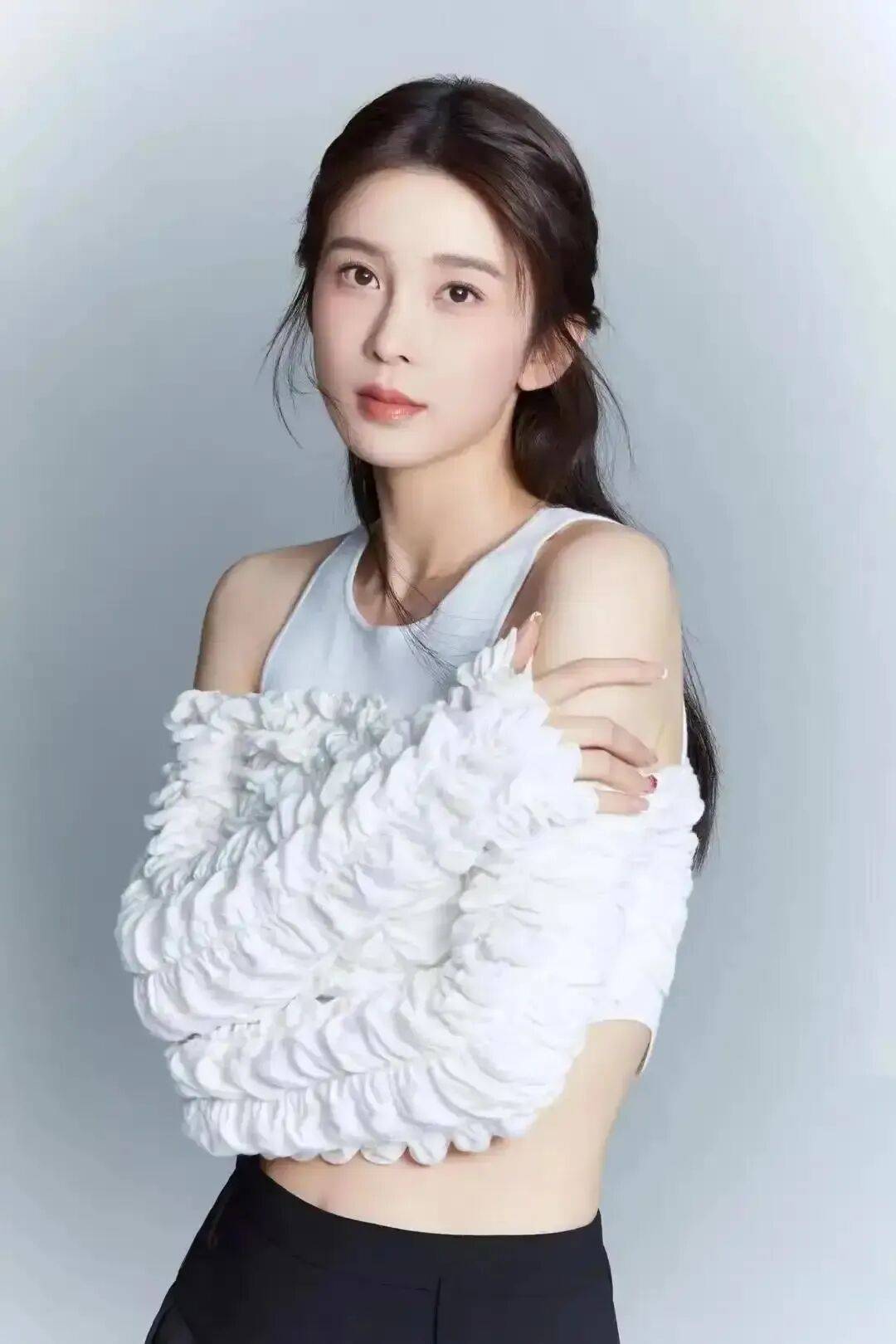 她摆烂的真够彻底啊...