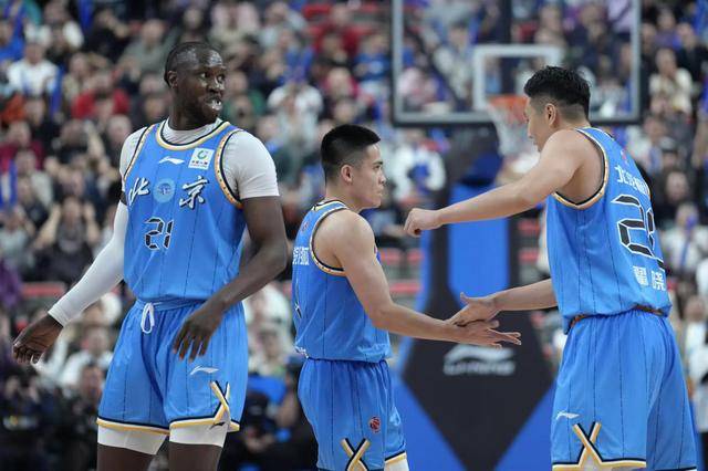 新场馆 新球员 北汽队新赛季首个主场取得大胜