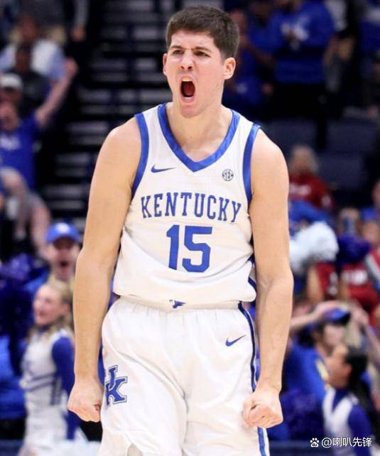 火箭因祸得福！19岁探花场均14分+50%三分，范弗利特(tè)傷(shāng)停(tíng)反(fǎn)成催(cuī)化剂