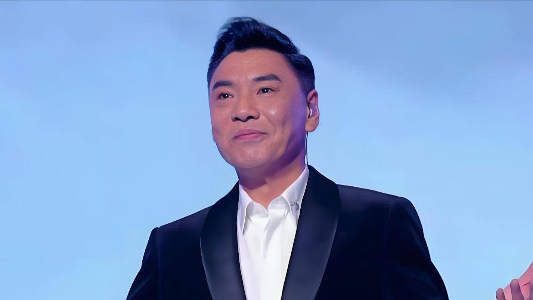 2025大湾区晚会：直到周深出场，我才意识到，原来现场收音没问题