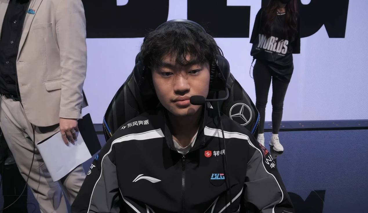 LPL转会期爆料！最大巨头出手，斥巨资抢夺韩援，BLG面临解散危险