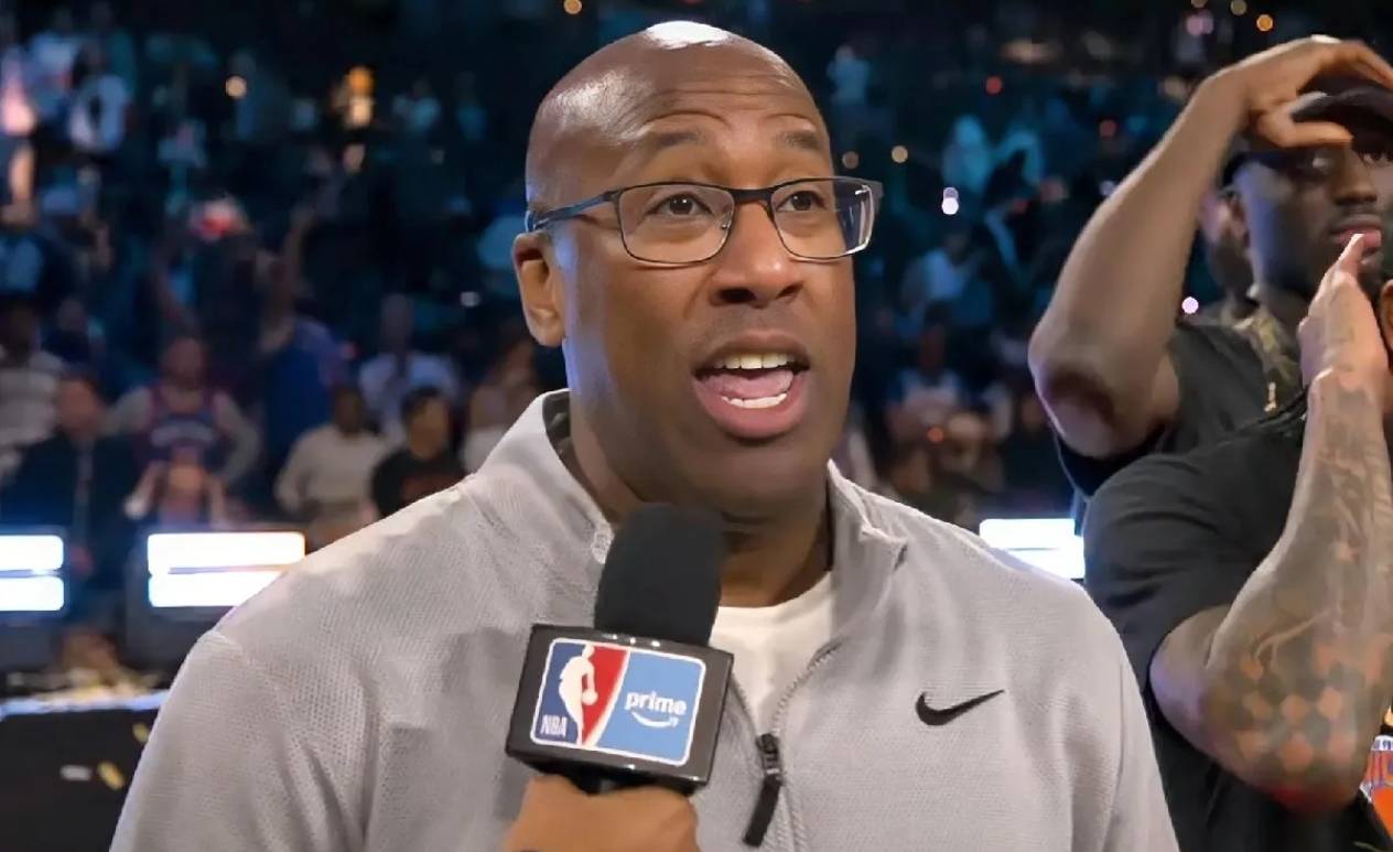 布朗率尼克斯季中(zhōng)赛夺冠！首季封神成实打实冠军教头，国王后悔吗？