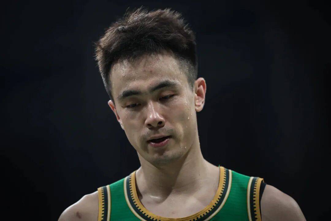 输北控队第二天，辽篮再收三坏消息，杨鸣脸色挂不住了