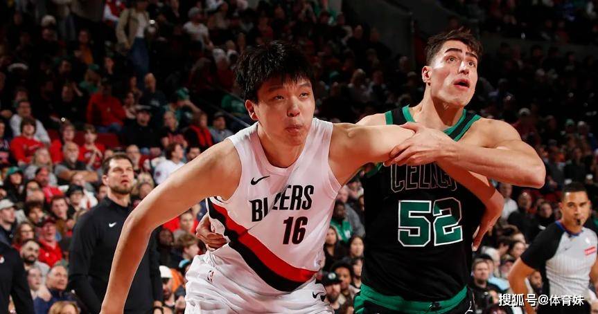 29日NBA战报：伦纳德沉默爆发改写队史，巴恩斯20+20三双震撼联盟