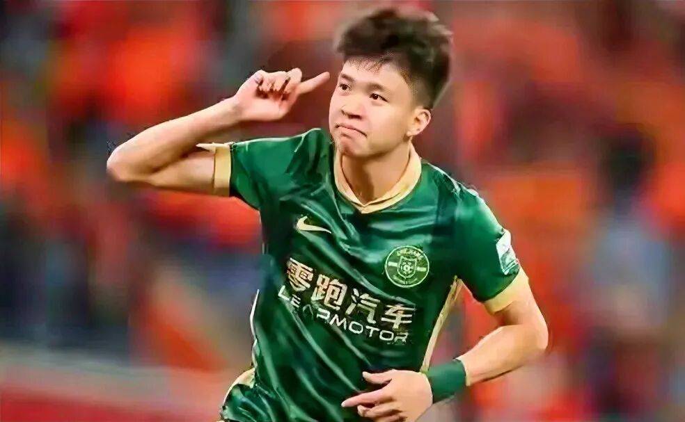 德(dé)甲5支队抢一個(gè)中国小将？这口(kǒu)毒奶，我(wǒ)先乾(gàn)为敬(jìng)！