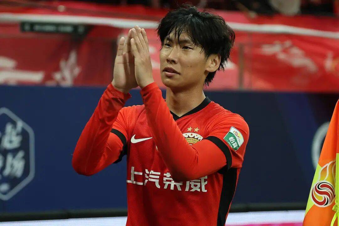 德甲5支队抢一个中国小将？这口毒奶，我先干为敬！