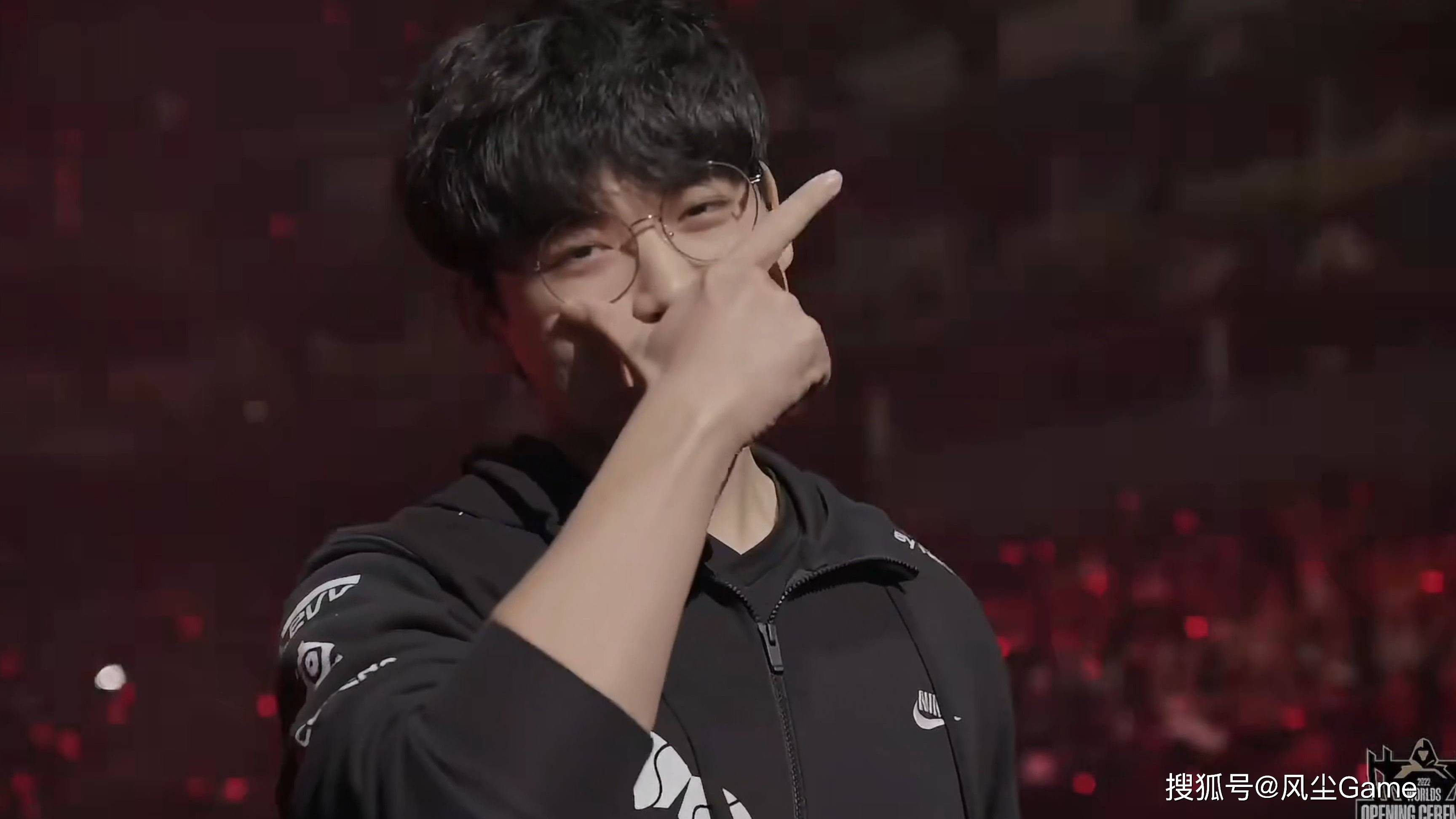 LCK三冠(guān)AD风评崩塌！采访自爆讨厭(yàn)T1，HLE转會(huì)期(qī)曾(céng)考(kǎo)慮(lǜ)Bin哥