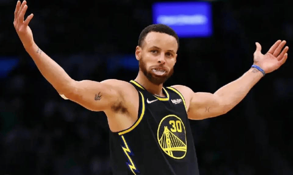 詹姆斯输总决赛FMVP为何非核心？