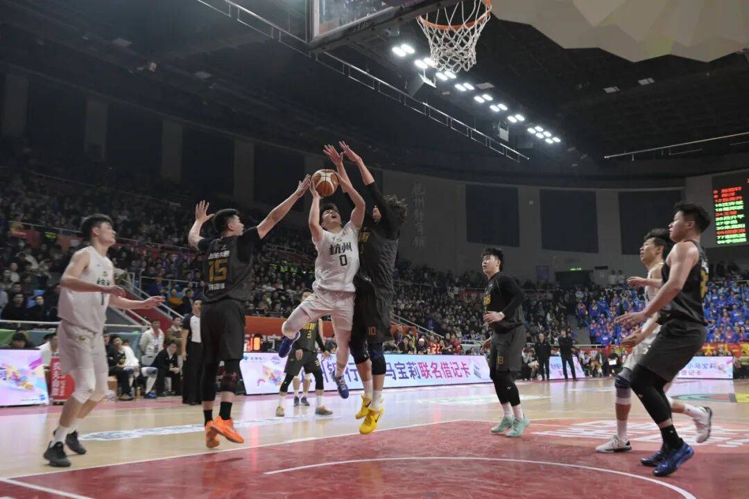 浙BA半决赛 | 杭州队率先晋级总决赛！